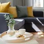 Lion Apartments - London